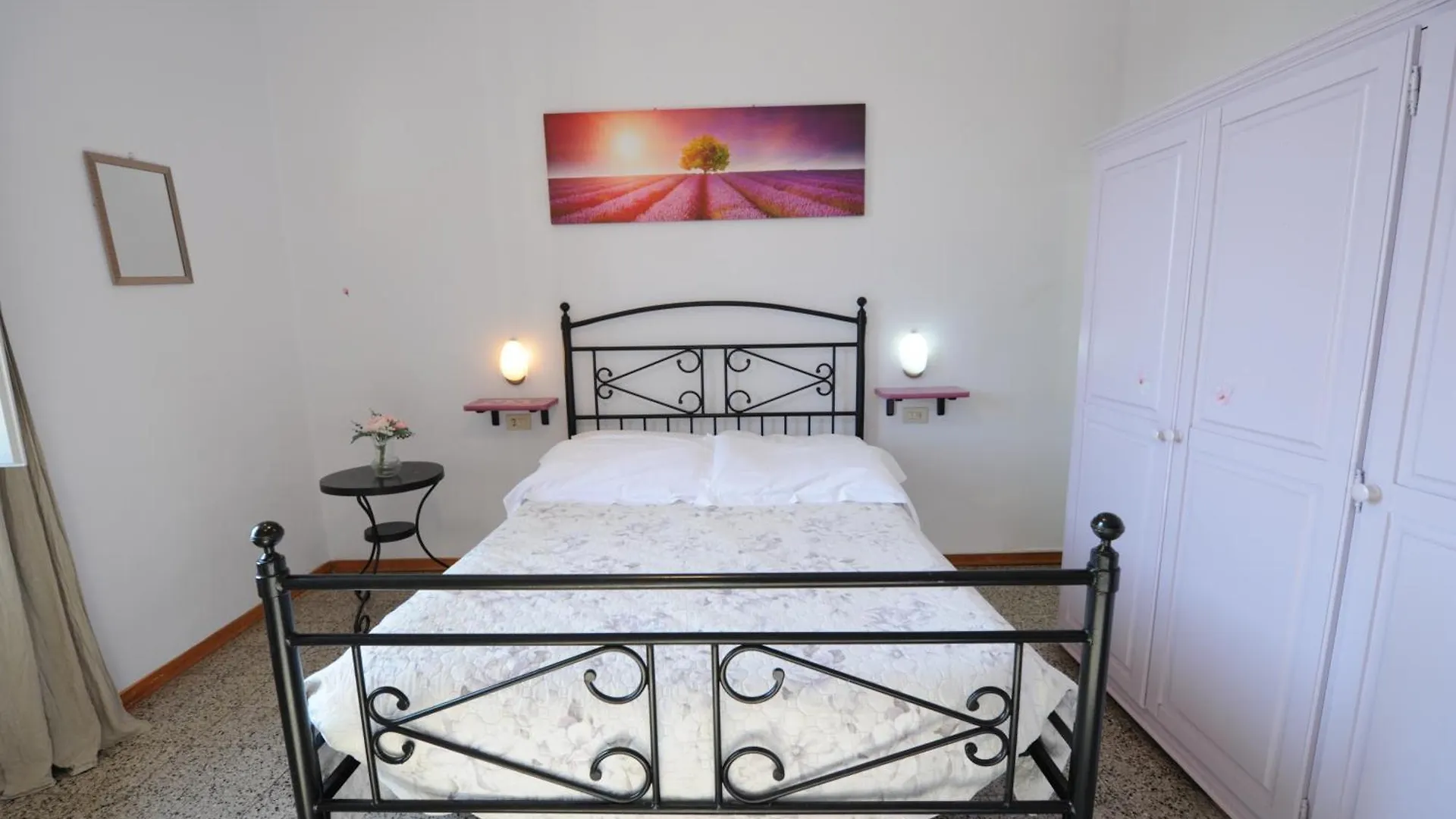 Hotel Le Giare Marina di Pietrasanta 2*,  Itália